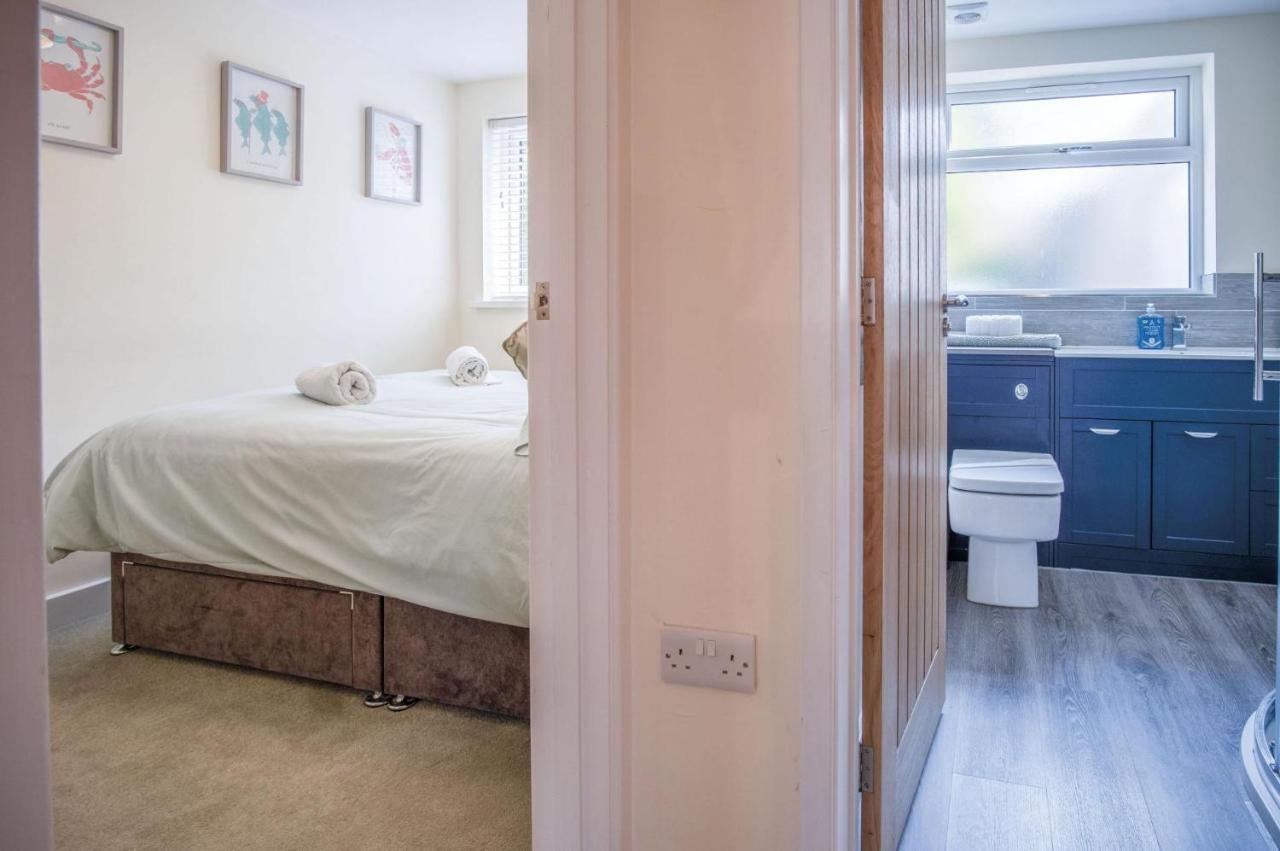 Myrtle - 1 Bedroom Apartment - 桑德斯富特 外观 照片