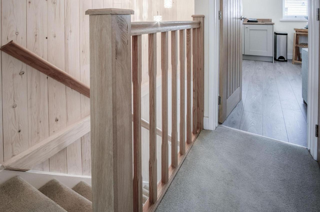 Myrtle - 1 Bedroom Apartment - 桑德斯富特 外观 照片