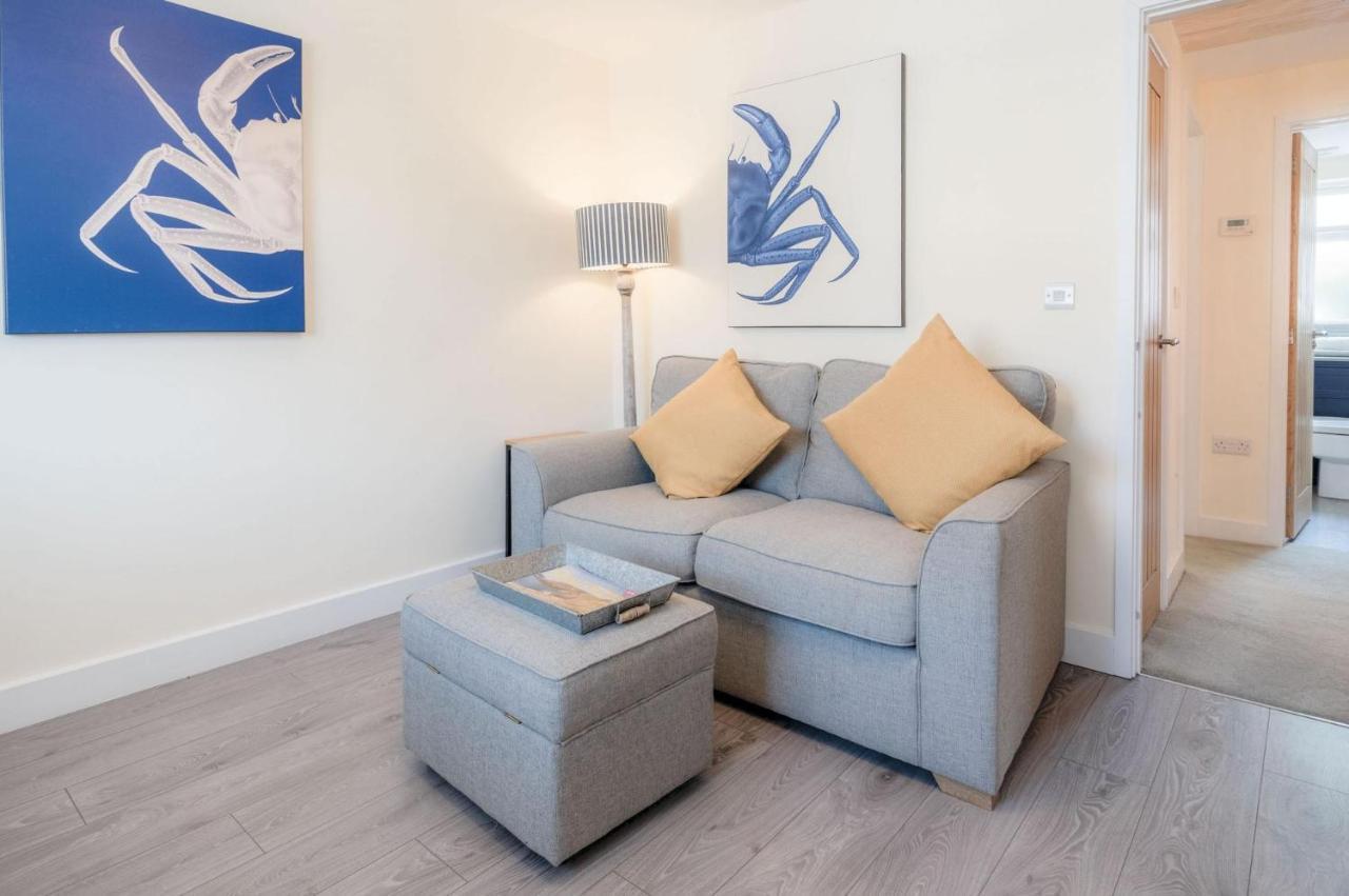 Myrtle - 1 Bedroom Apartment - 桑德斯富特 外观 照片